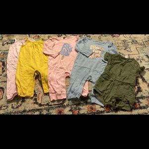 5pc - Old Navy 12-18 Mos romper bundle